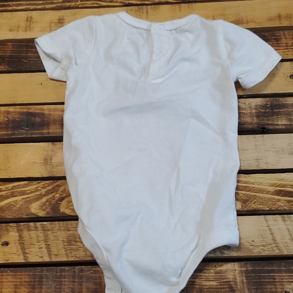 Bundle Of 3 Onesies Size 6-9 Months #A33 - Picture 7 of 8